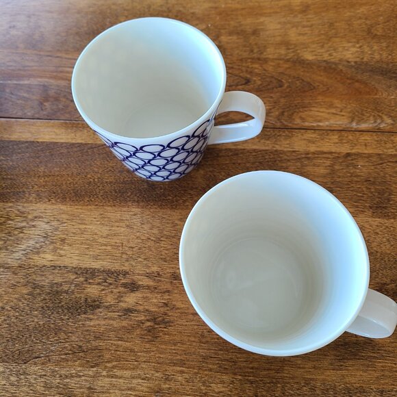 Two Royal Doulton mugs - Picture 2 of 6